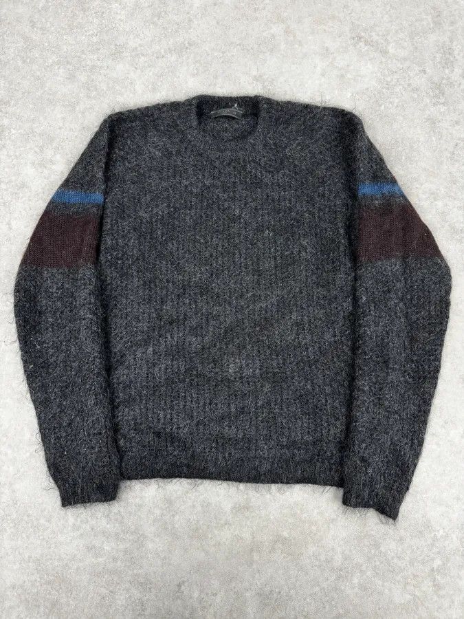 Prada 2010s Prada Grey Alpaca Cozy Sweater Size US S / EU 44-46 / 1 - 1 Thumbnail