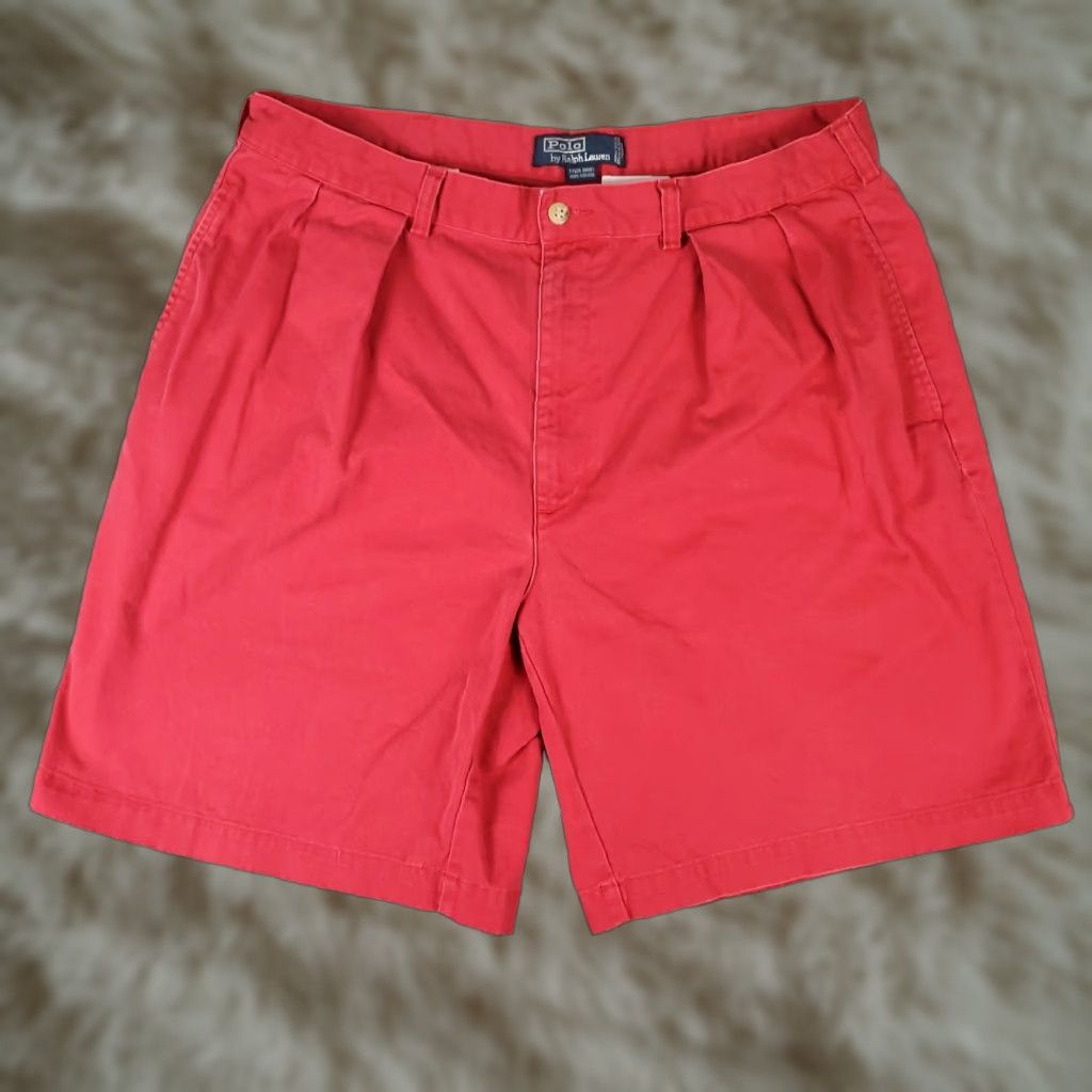 Ralph Lauren Mens Shorts 38 Red Tyler Pony Pleated Chino Casual / Dressy Vintage-Less Modern Fit - Classic American Style Mens 38 Red Chino Shorts