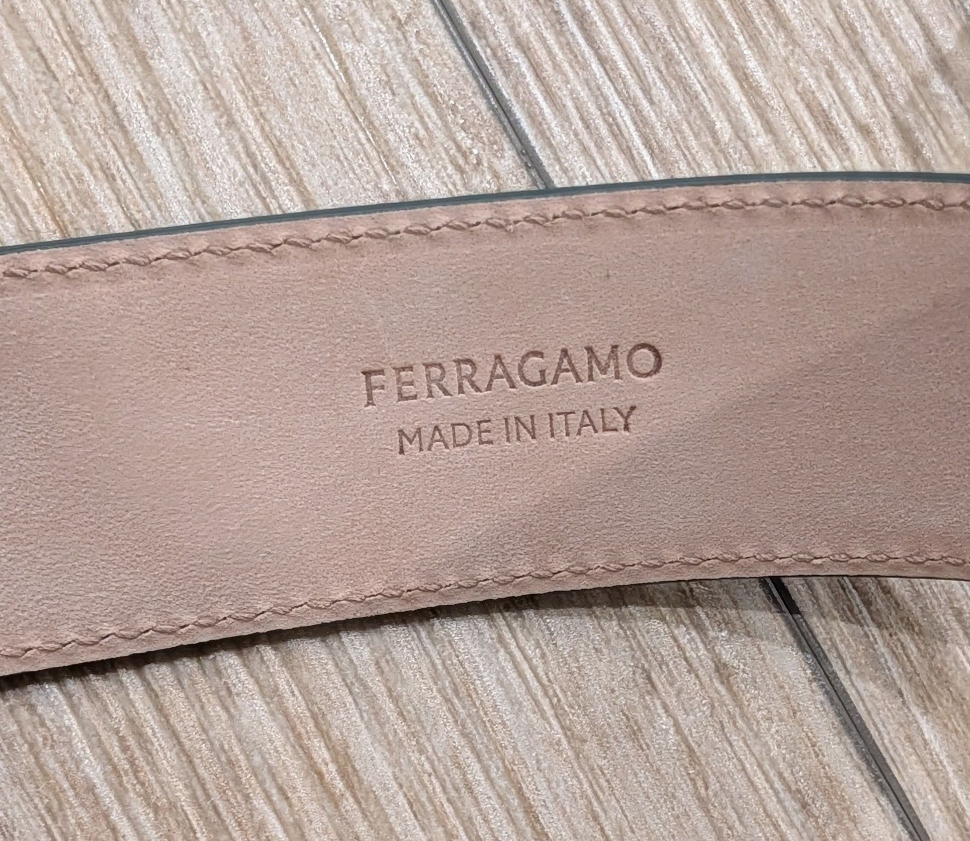 Salvatore Ferragamo Salvatore Ferragamo Gancini Suede Belt Moss 105 US 42 Size 42 - 6 Thumbnail