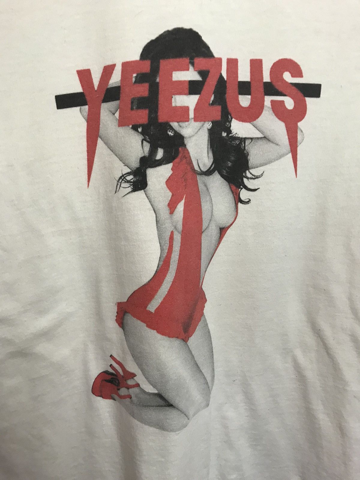 Band Tees Yeezus Kanye West tour tee size xs-s Size US XS / EU 42 / 0 - 3 Thumbnail