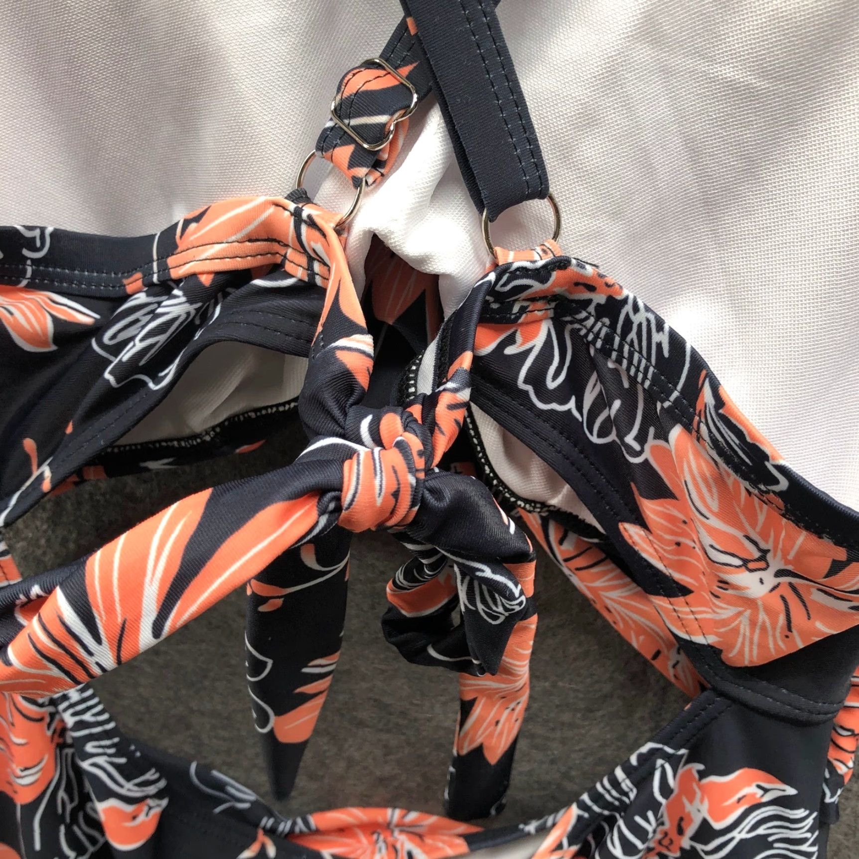 ZAFUL VINTAGE Zaful Floral Cut-Out Swim Dress Women 2X (16-18) Black Orange Floral Tie Back Size XXL / US 16-18 / IT 52-54 - 7 Thumbnail