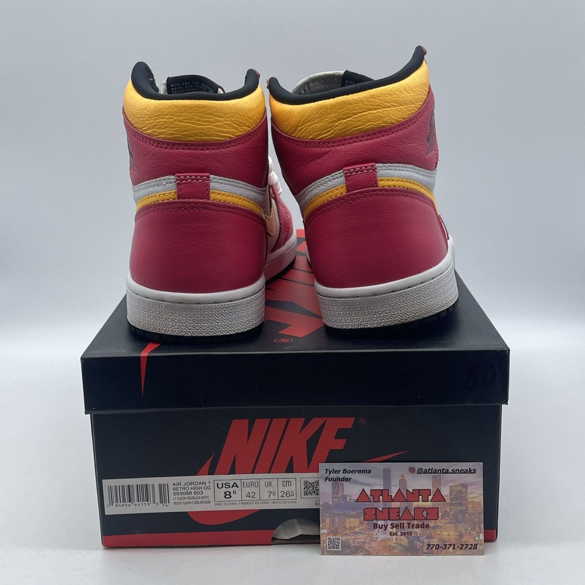 Jordan Brand Air Jordan 1 high light fusion red Size US 8.5 / EU 41-42 - 3 Thumbnail