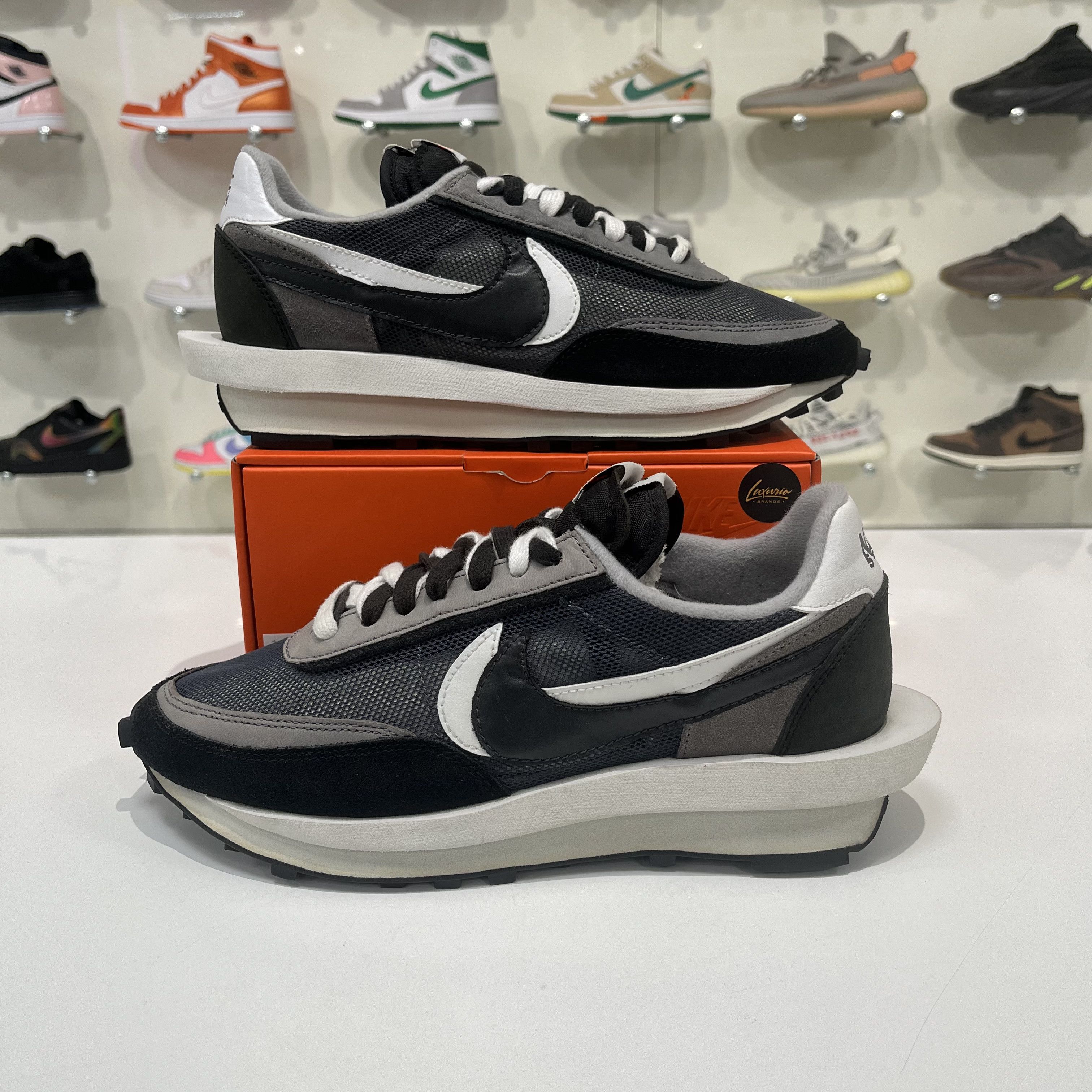 Nike Nike LD Waffle Sacai Black Size US 9 / EU 42 - 1 Thumbnail