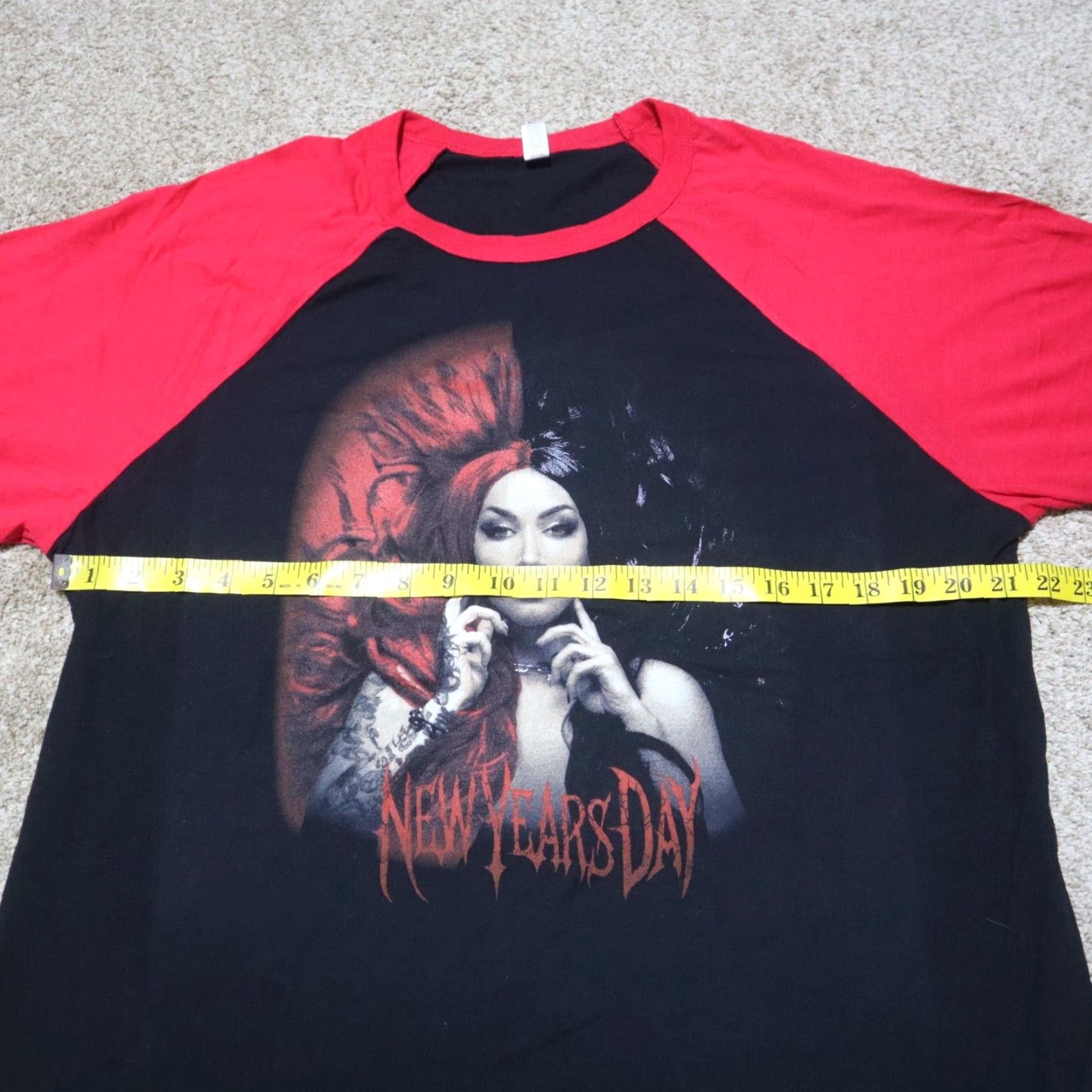 ASH VINTAGE Tutlux New Years Day Ash Costello Graphic T-Shirt Goth Punk Adult XL Black Skeleton Womens Size XL / US 12-14 / IT 48-50 - 4 Thumbnail