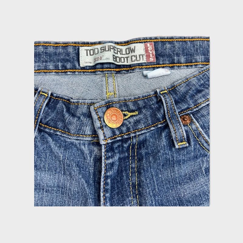 Levi's Levi's 524 | Too Superlow Cutoff Bermuda Shorts | Size 30 Size 30" / US 8 / IT 44 - 2 Thumbnail