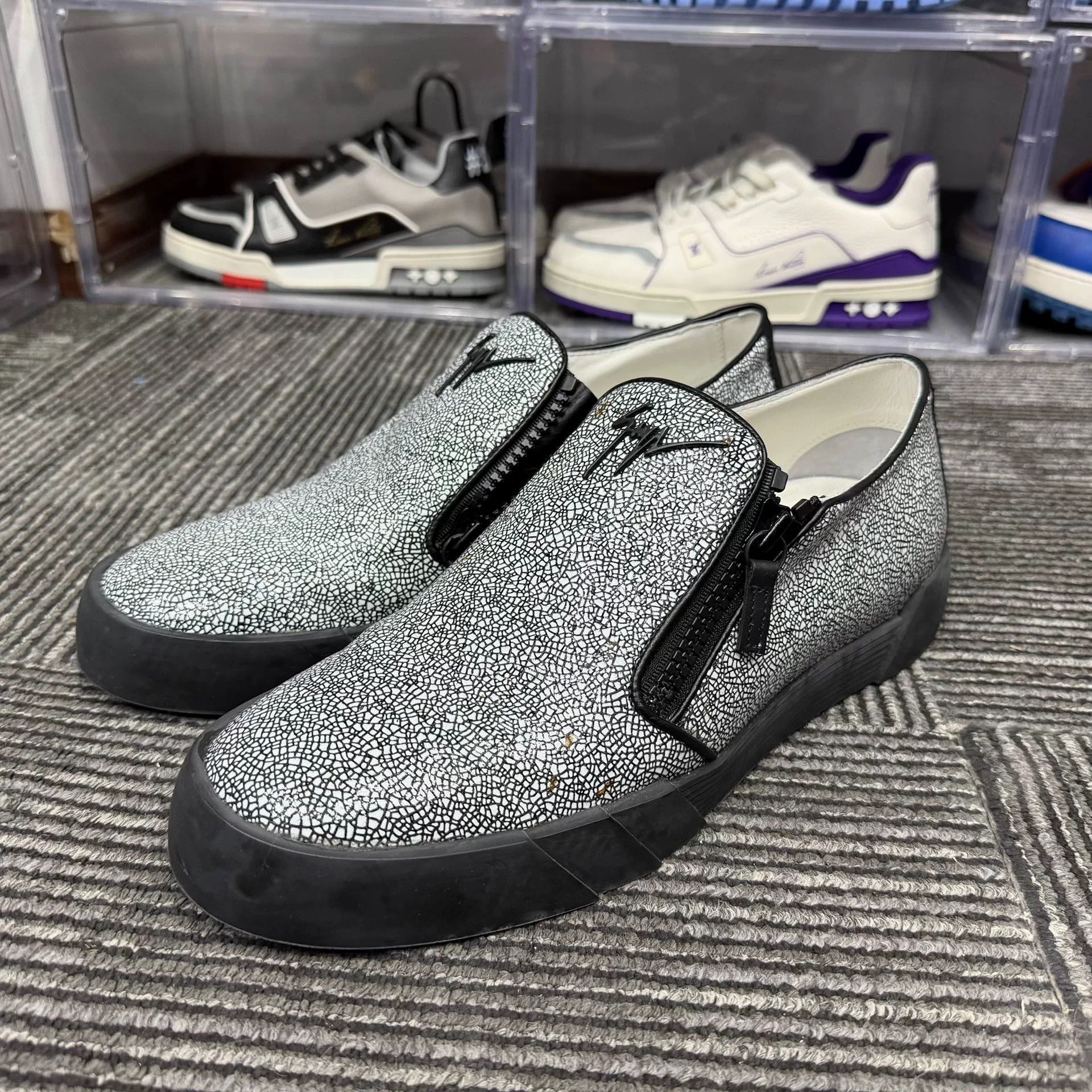 Giuseppe Zanotti Giuseppe Zanotti Lowtop Sneakers 12 Men Size US 12 / EU 45 - 1 Thumbnail
