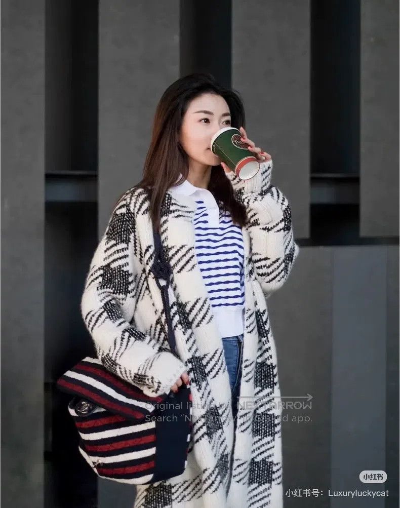 Chanel Chanel Black and white plaid cashmere knitted cardigan jac Size XXS / US 00 / IT 34 - 8 Thumbnail