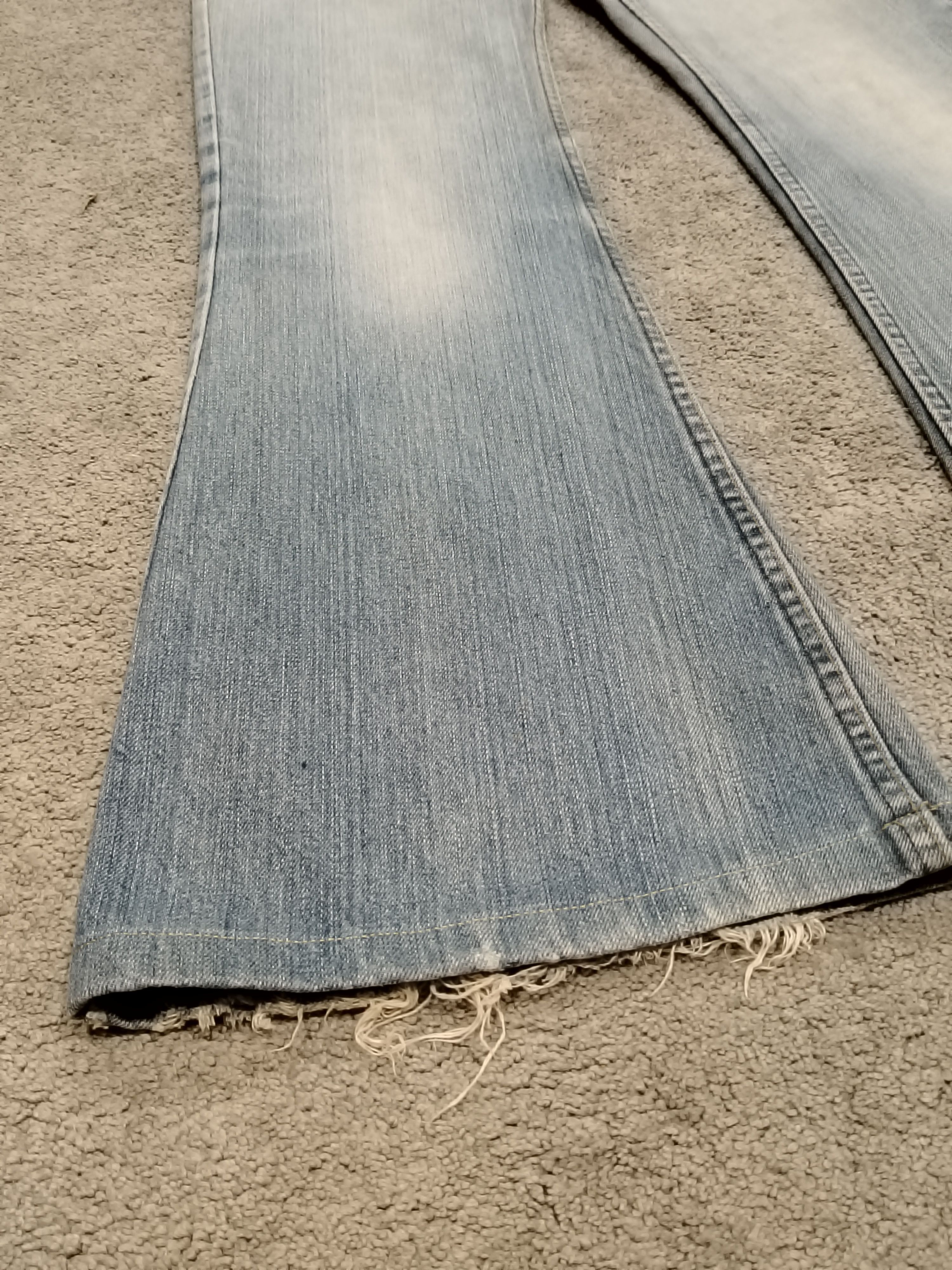 Levi's Levis 684 Jeans Bell Bottom Flare bootcut Talon #8 Size US 32 / EU 48 - 3 Thumbnail