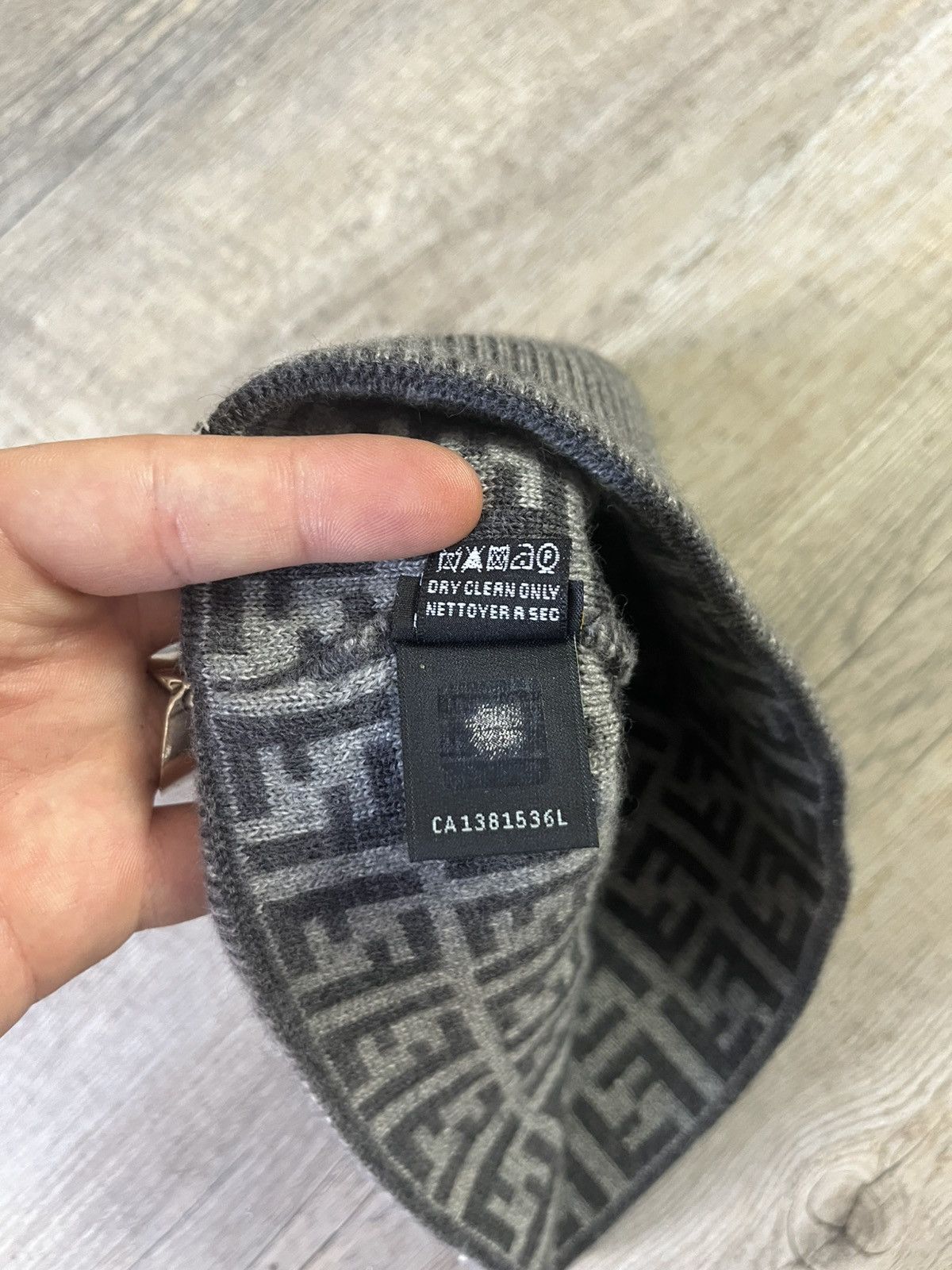 Fendi Fendi Zucca FF Logo Monogram Grey Wool Knitted Beanie Size ONE SIZE - 5 Thumbnail