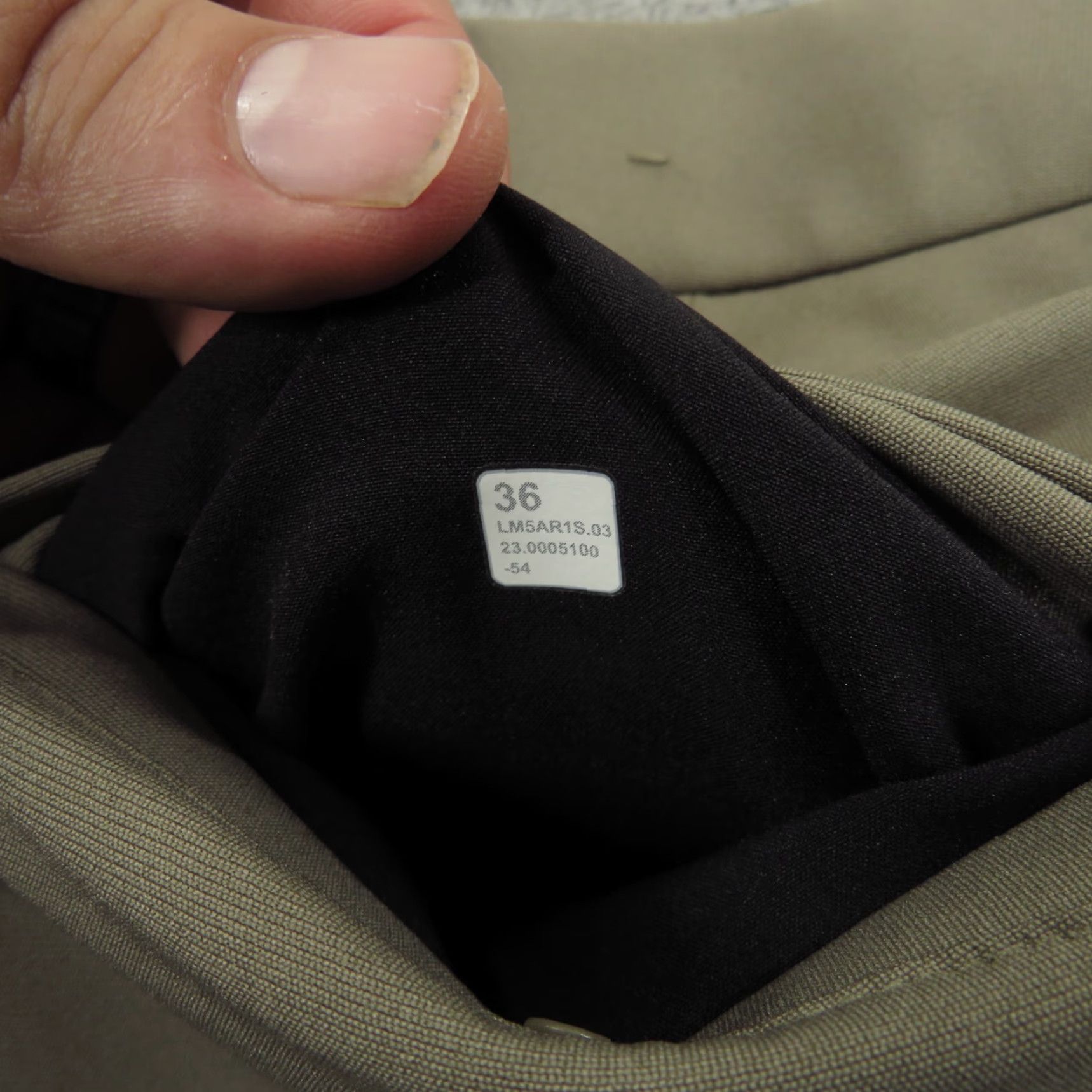 Lululemon Lululemon Pants Mens 36x28 ABC Trouser Nomad Khaki Classic Golf Commission 2.0 - City Classic Modern Size US 36 / EU 52 - 5 Thumbnail