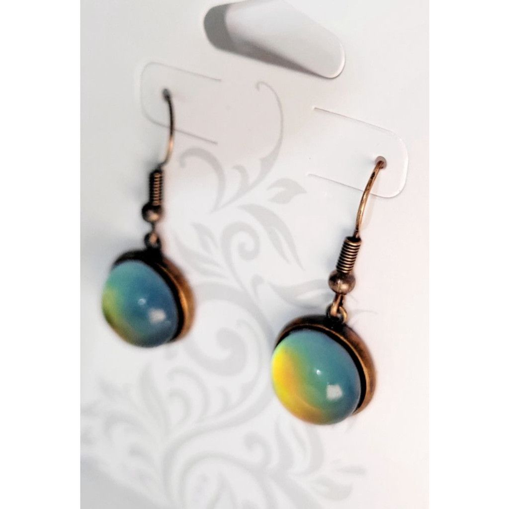 Handmade Trending Mood changing cabochon dangle drop earrings Size ONE SIZE - 1 Thumbnail