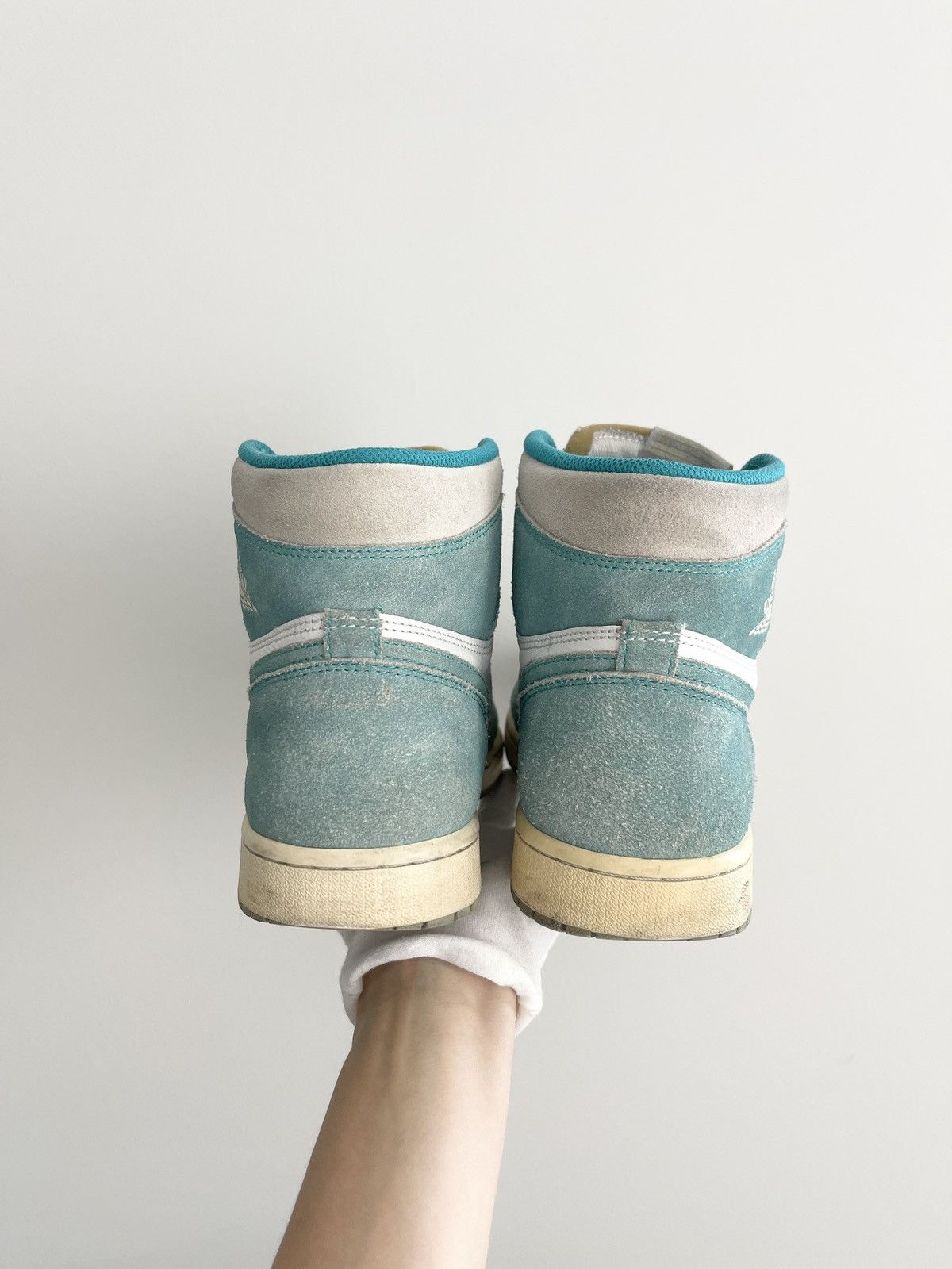 Jordan Brand STEAL! 2019 Air Jordan 1 Turbo Green - size 10.5 Size US 10.5 / EU 43-44 - 7 Thumbnail