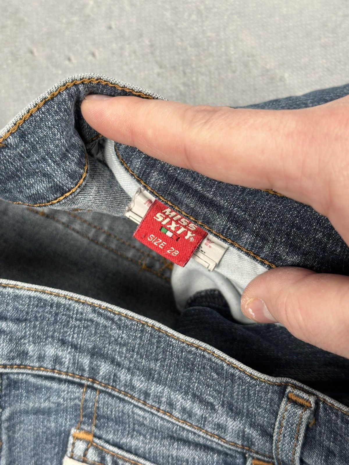 Miss Sixty Miss Sixty Tommy Bootcut Low Rise Blue Denim Flared Jeans Size 28" / US 6 / IT 42 - 17 Thumbnail