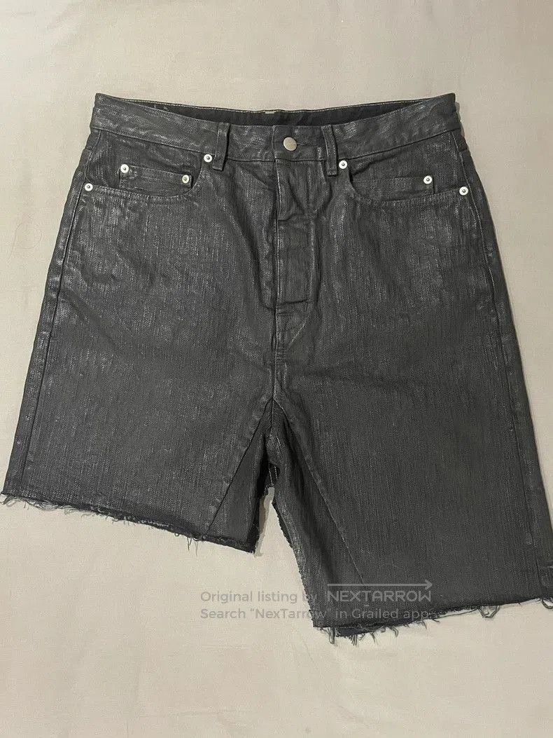 Rick Owens Rick Owens ss19 babel black waxed shorts. Size US 31 - 1 Thumbnail