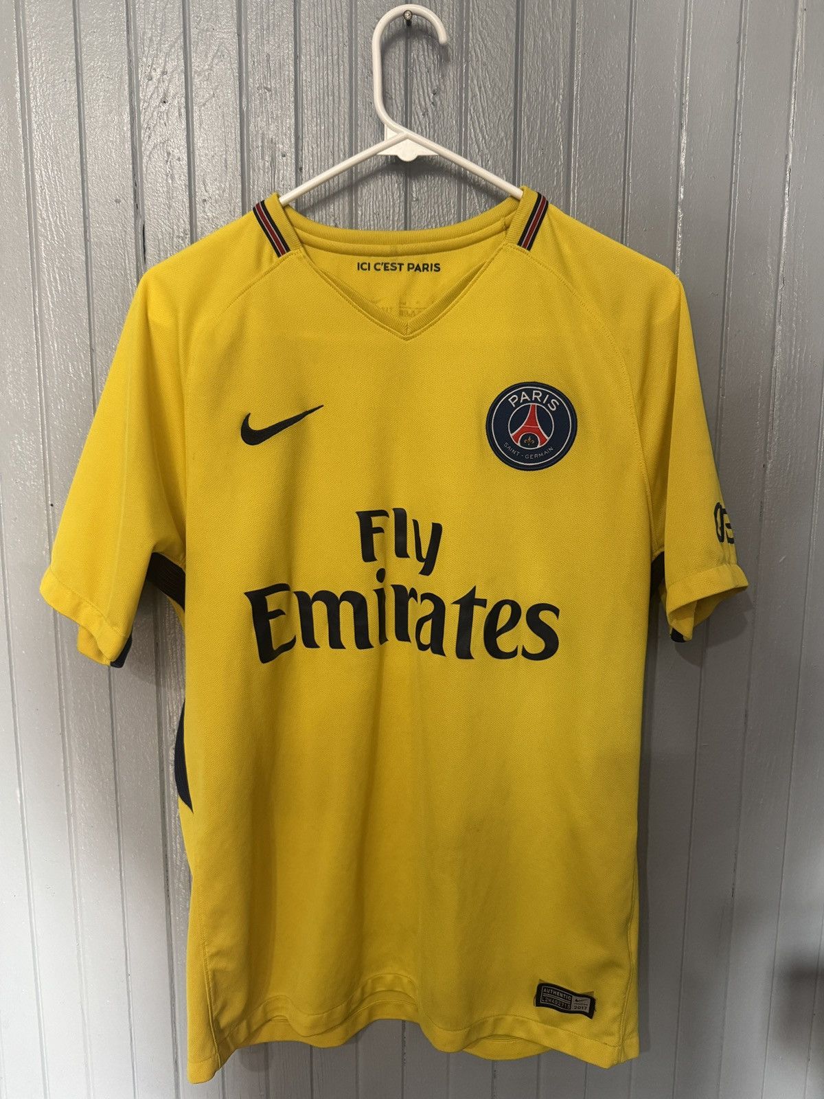 Nike Nike PSG 2017/18 Away Jersey - Yellow Size US M / EU 48-50 / 2 - 1 Thumbnail