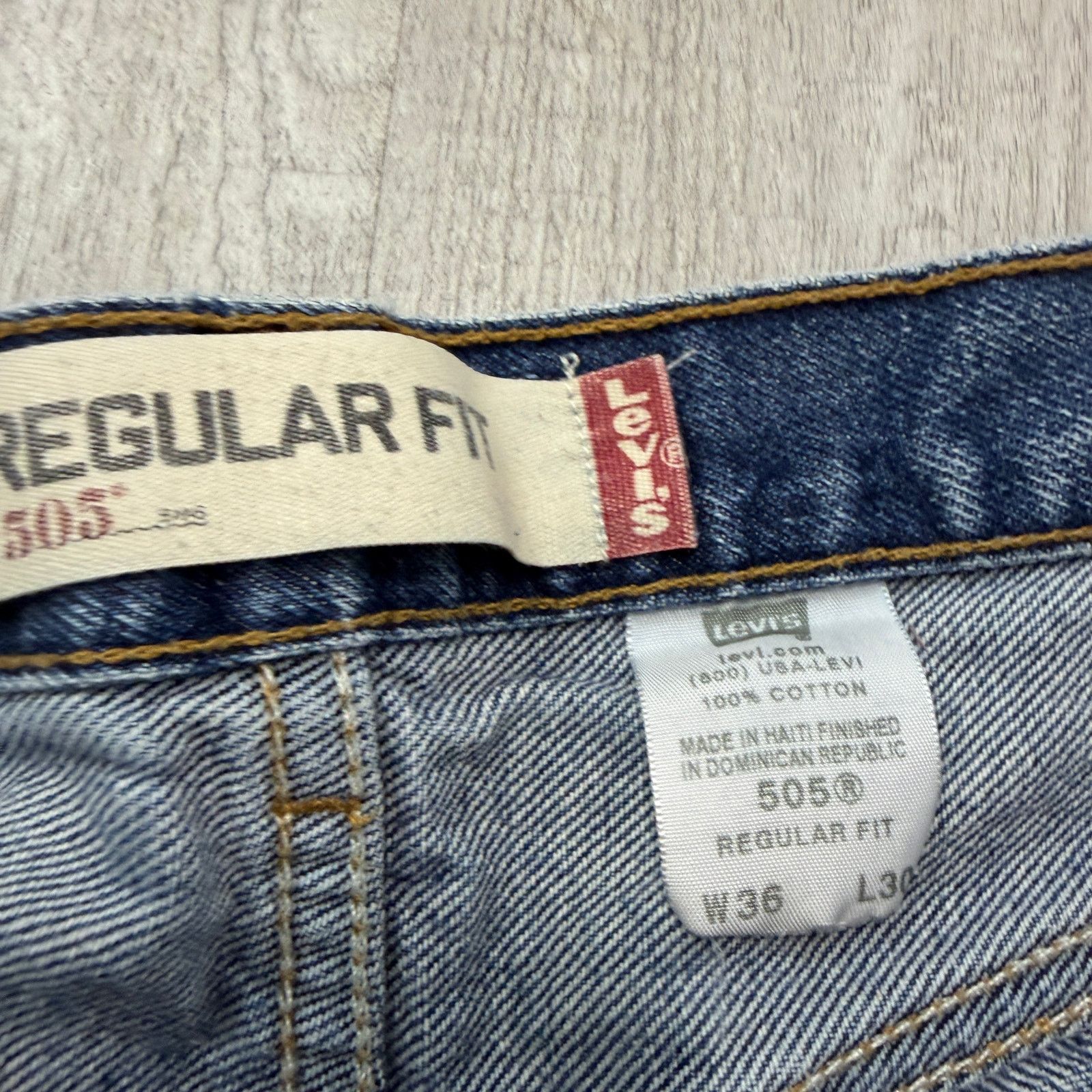 Levi's Vintage Levis 505 Jeans Mens 36x30 Blue Denim Regular y2k Size US 36 / EU 52 - 4 Thumbnail