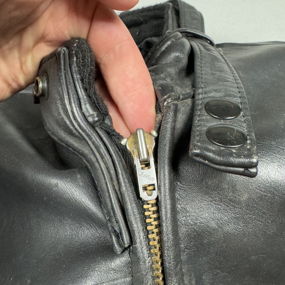 Vintage Berman's Leather Jacket Vintage 60/70s Lenzip biker punk Size US L / EU 52-54 / 3 - 3 Thumbnail