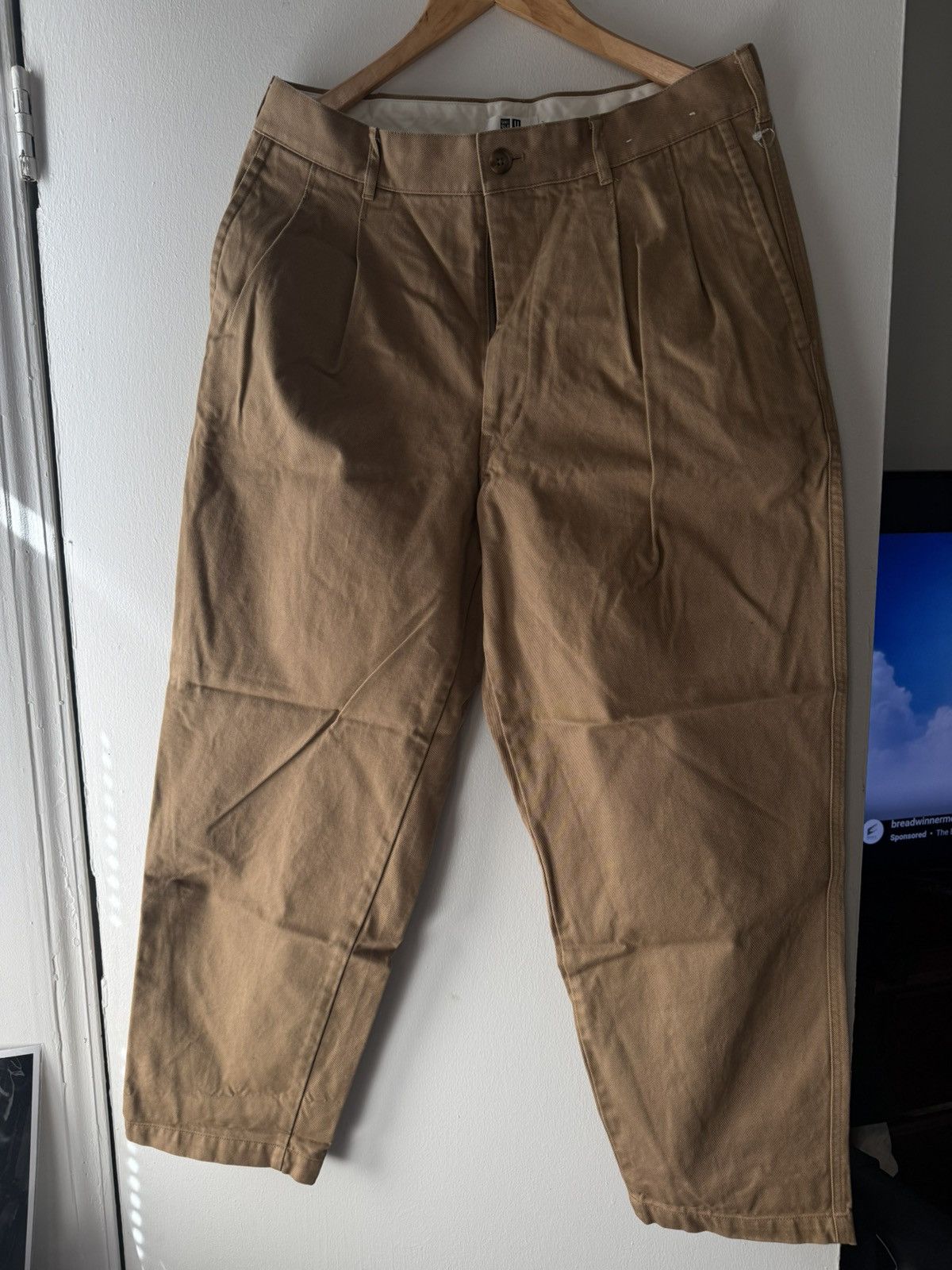Uniqlo Uniqlo wide pleated pants Size US 33 - 1 Thumbnail