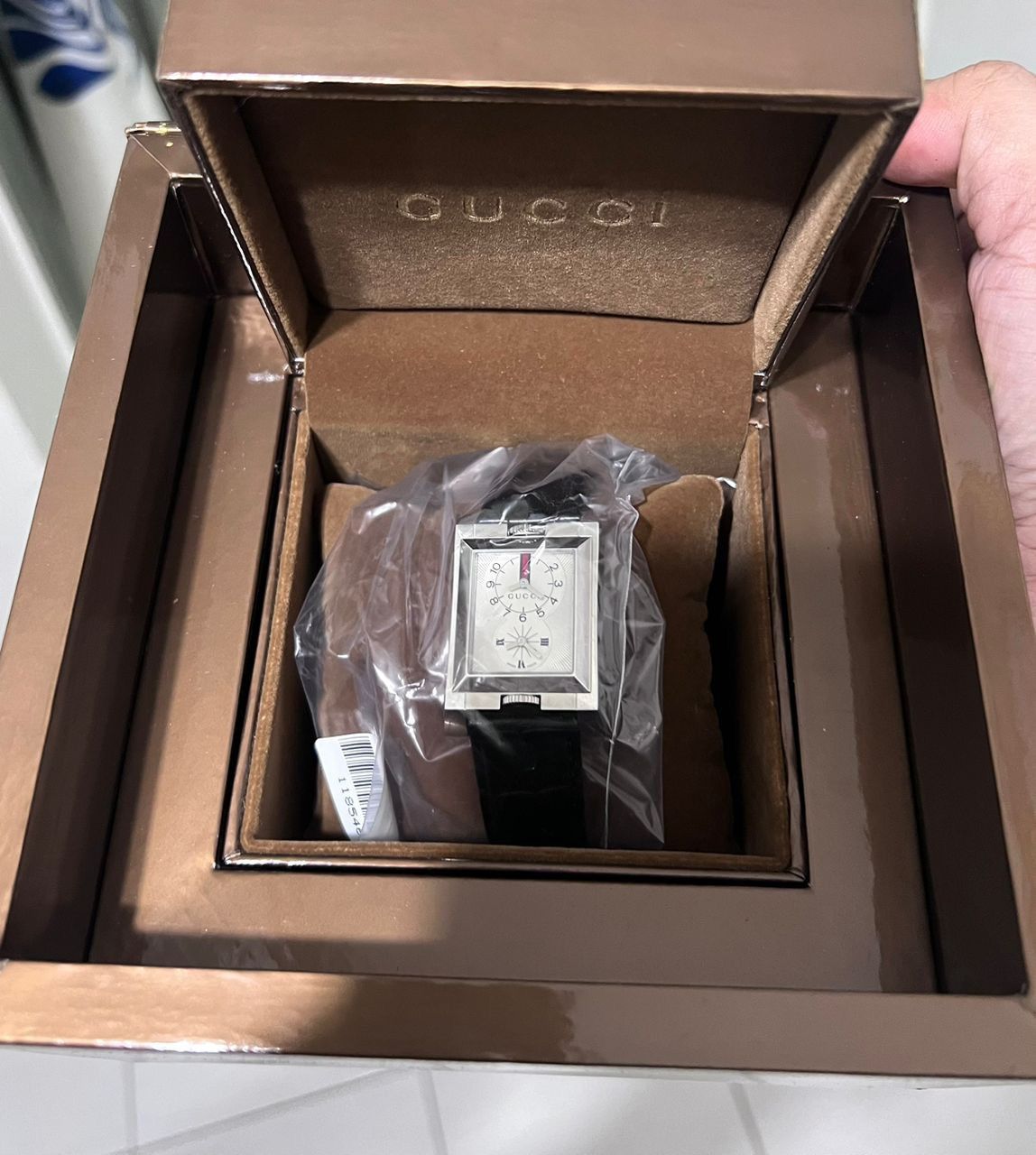Gucci OFFER YOUR PRICE🔥 GUCCI 111 dualtime unisex watch Size ONE SIZE - 5 Thumbnail