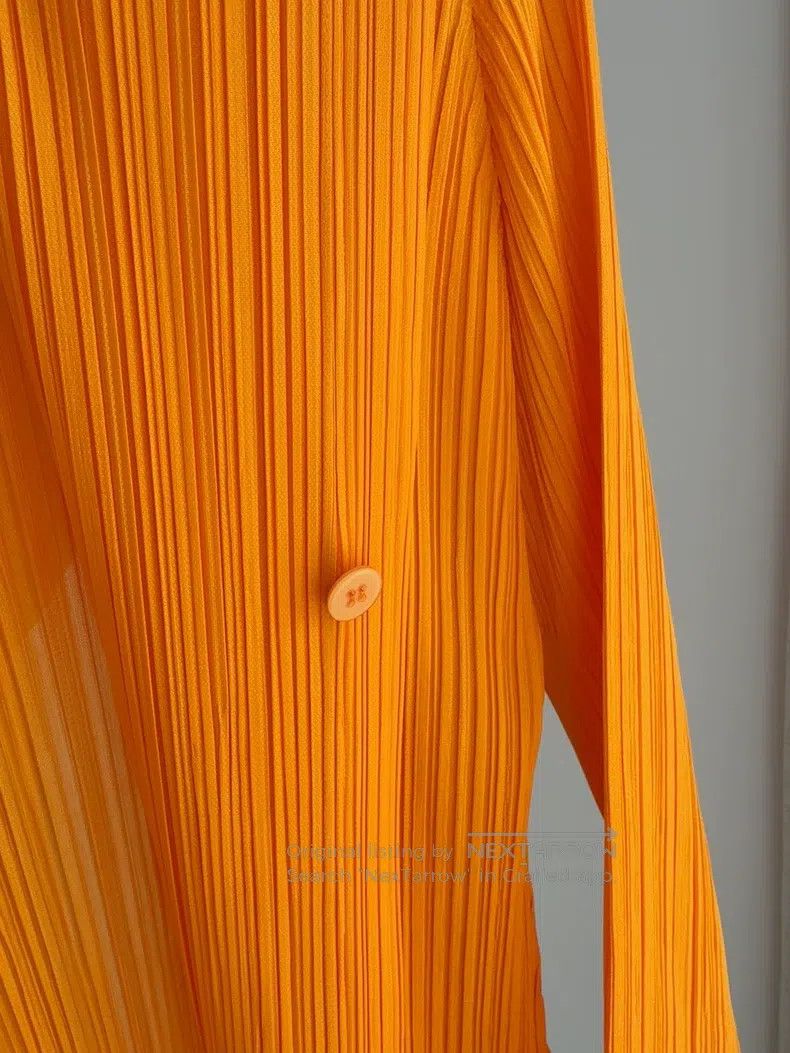 Issey Miyake Issey Miyake Vibrant Orange Hooded Coat Size L / US 10 / IT 46 - 2 Thumbnail