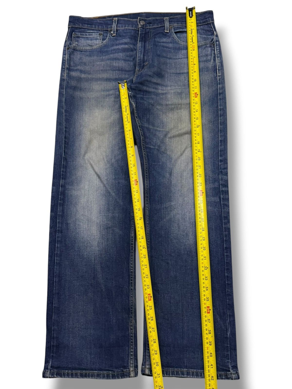Levi's Vintage Levi’s 569 Denim Jeans | Loose Straight Fit | W35 Size US 35 - 10 Thumbnail