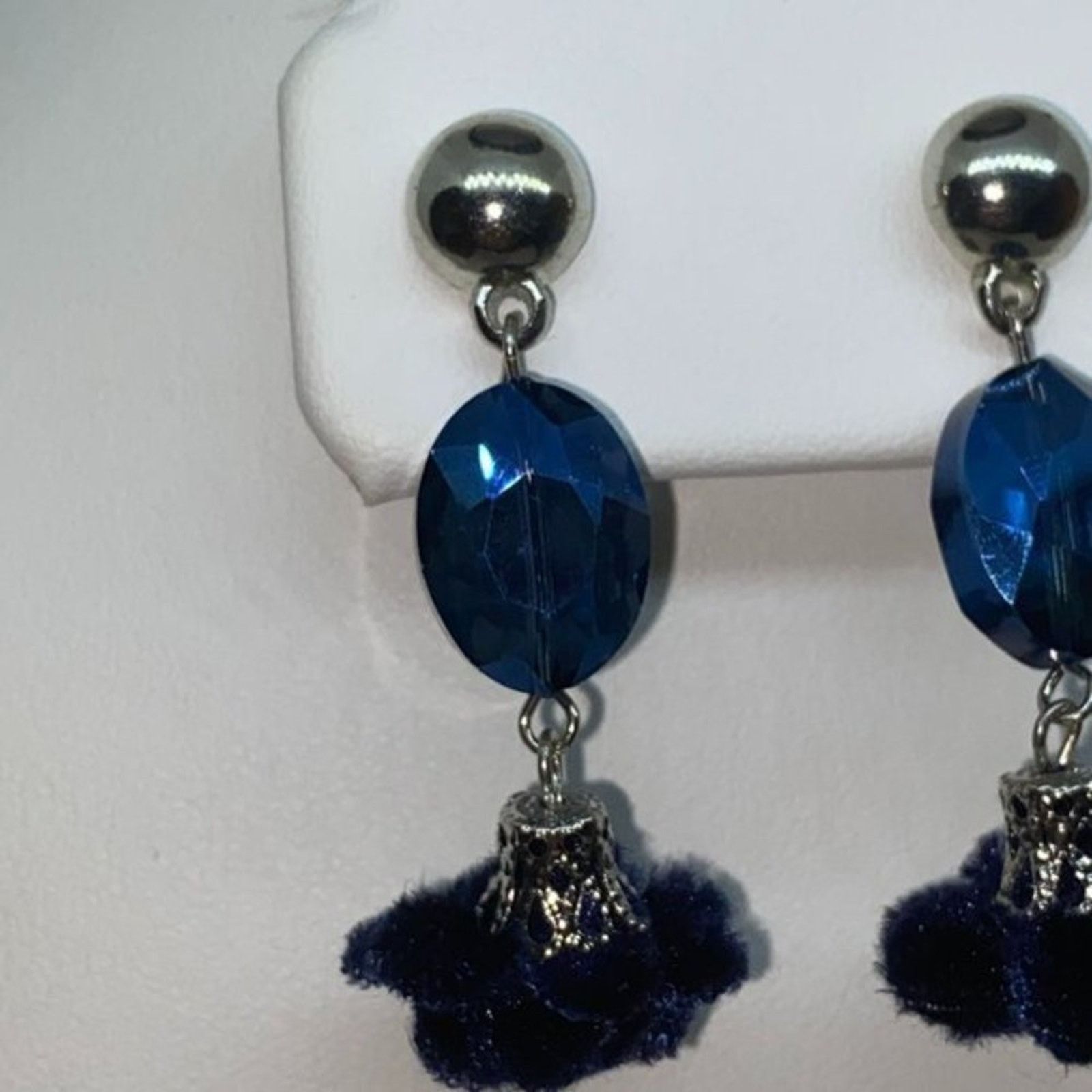 Handmade Silver-Tone Blue Beaded & Pom-Pom Dangle Earrings Size ONE SIZE - 5 Thumbnail