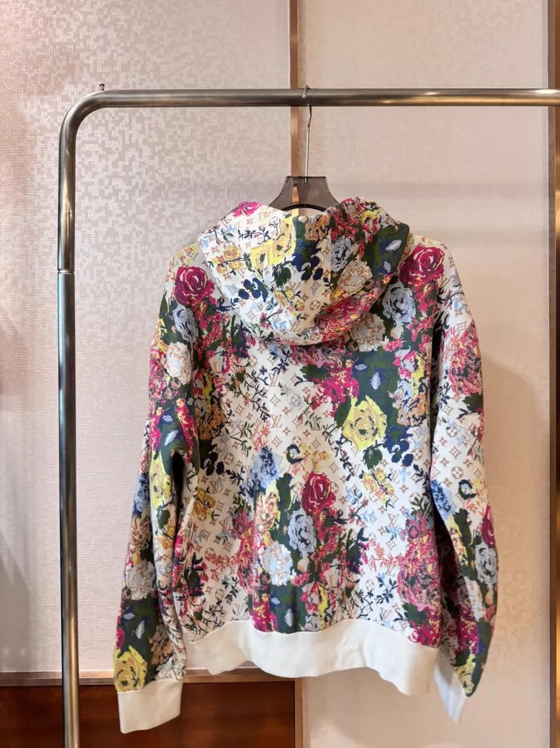 Louis Vuitton Louis Vuitton Flower full logo sweater hoodie Size US M / EU 48-50 / 2 - 2 Thumbnail