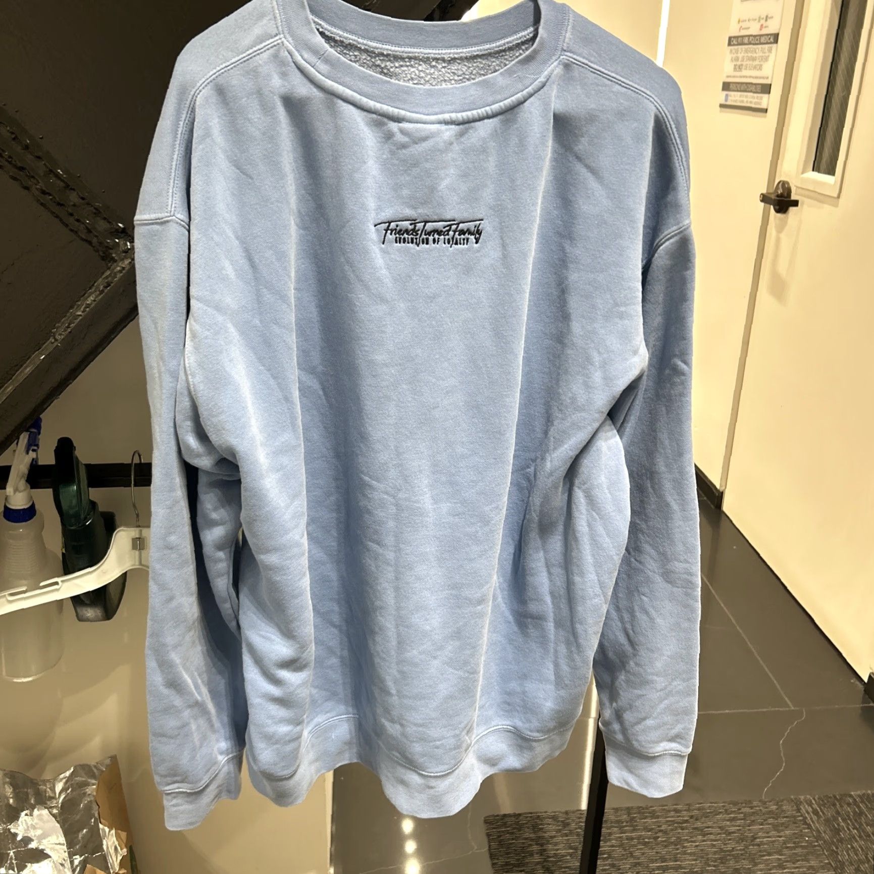 Vintage Love Sweatshirt Blue XL Women Pullover Activewear USA Made Feminine Theme Size XL / US 12-14 / IT 48-50 - 3 Thumbnail