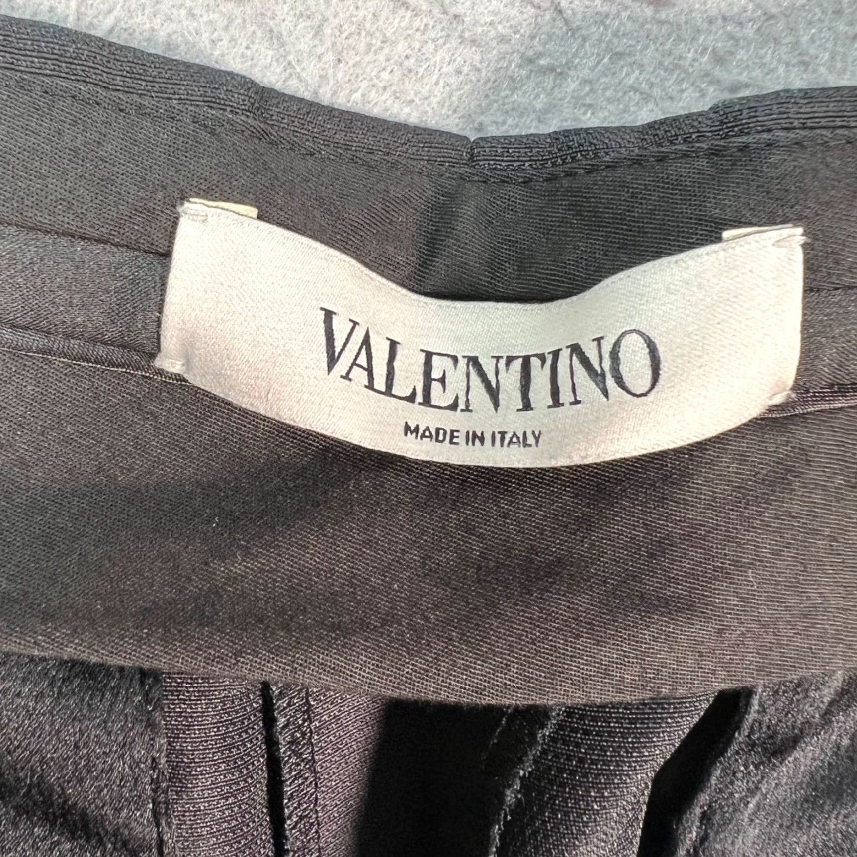Valentino Valentino Womens 10 Silk Pleated Trousers Pants Dress Silk Black 100% Italy Formal Dress Pants Womens Size 32" / US 10 / IT 46 - 3 Thumbnail
