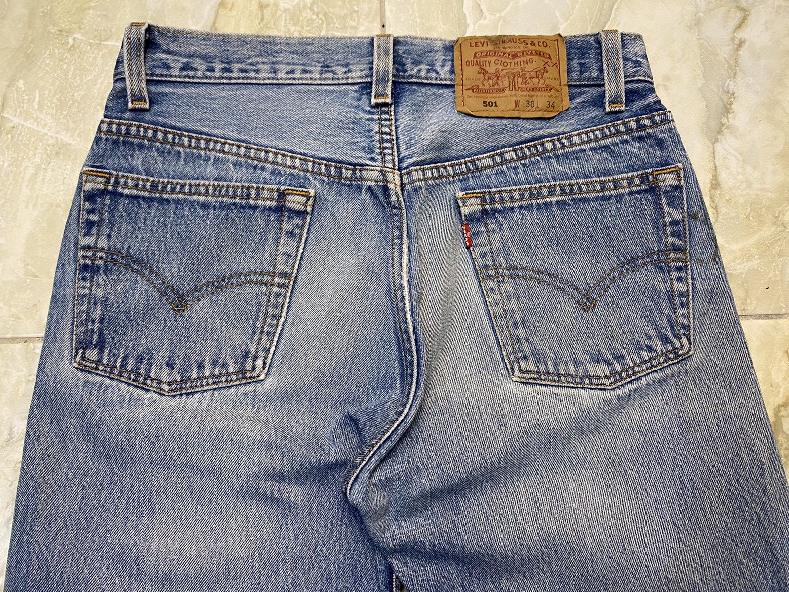 Levi's × Vintage Levis 501 Button Fly Size US 29 - 19 Thumbnail