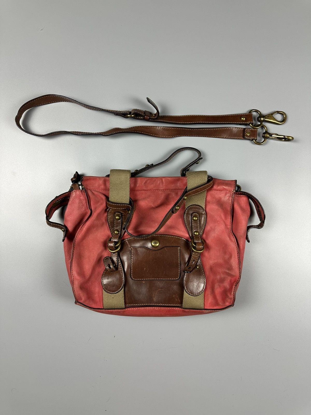 Ugg Vintage Y2K Ugg Leather Bag Style GGL Size ONE SIZE - 1 Thumbnail