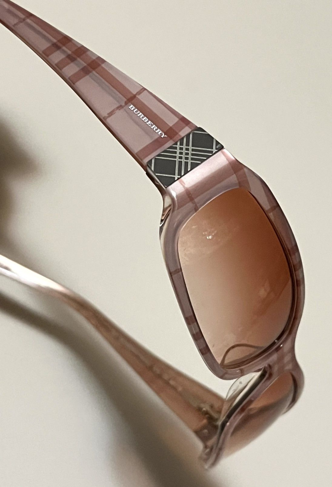 Burberry Burberry Sunglasses Pink Size ONE SIZE - 11 Thumbnail