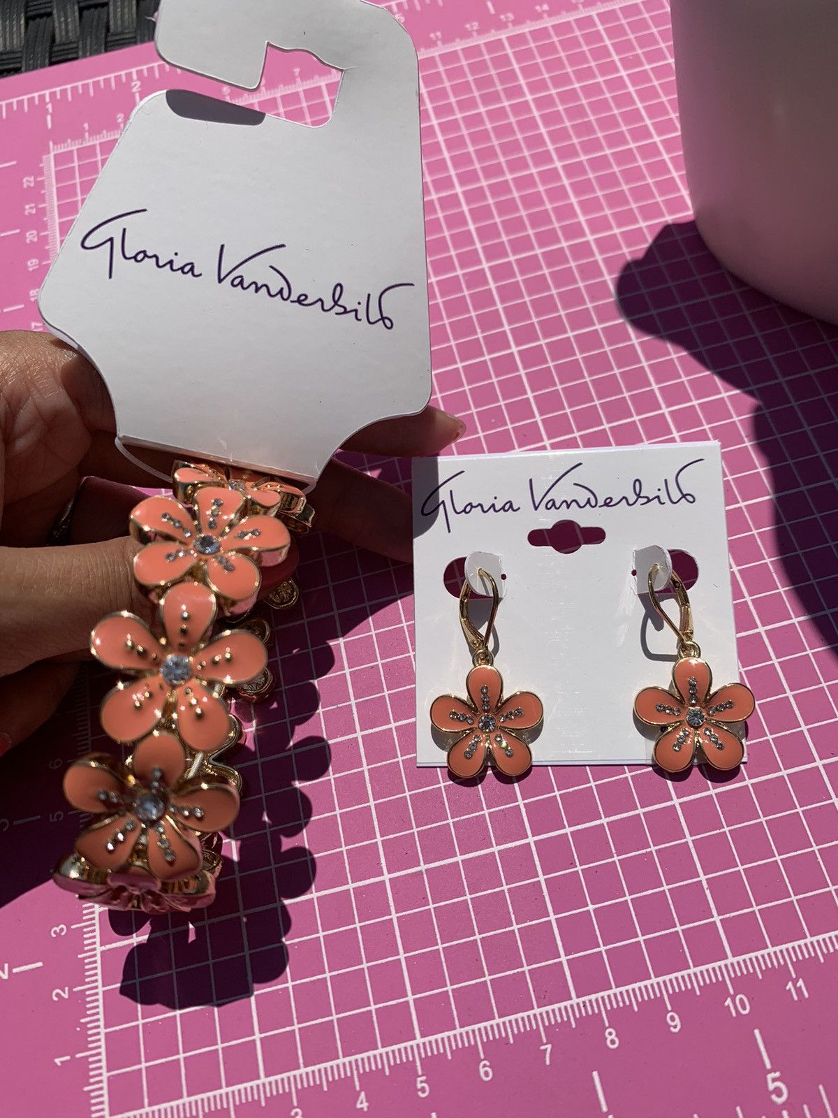 Gloria Vanderbilt Gloria Vanderbilt orange flower jewelry set earrings drops Size ONE SIZE - 1 Thumbnail