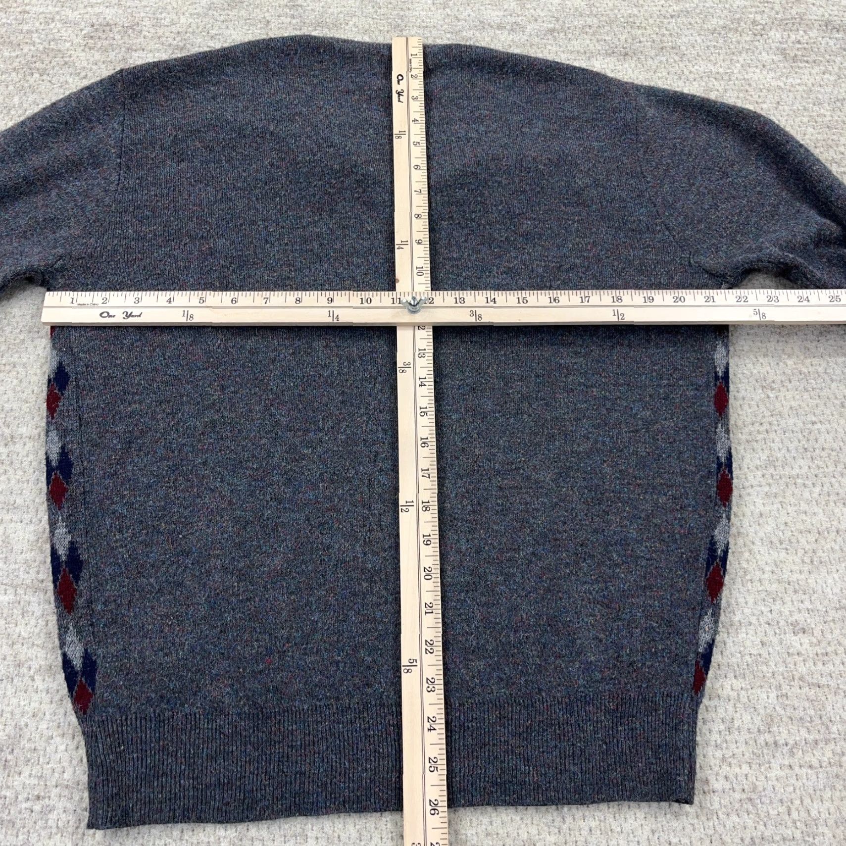 Vintage VINTAGE Grandpa Sweater Men Large Gray Red V Neck Knit 80s 90s Diamond Golf Size US L / EU 52-54 / 3 - 7 Thumbnail