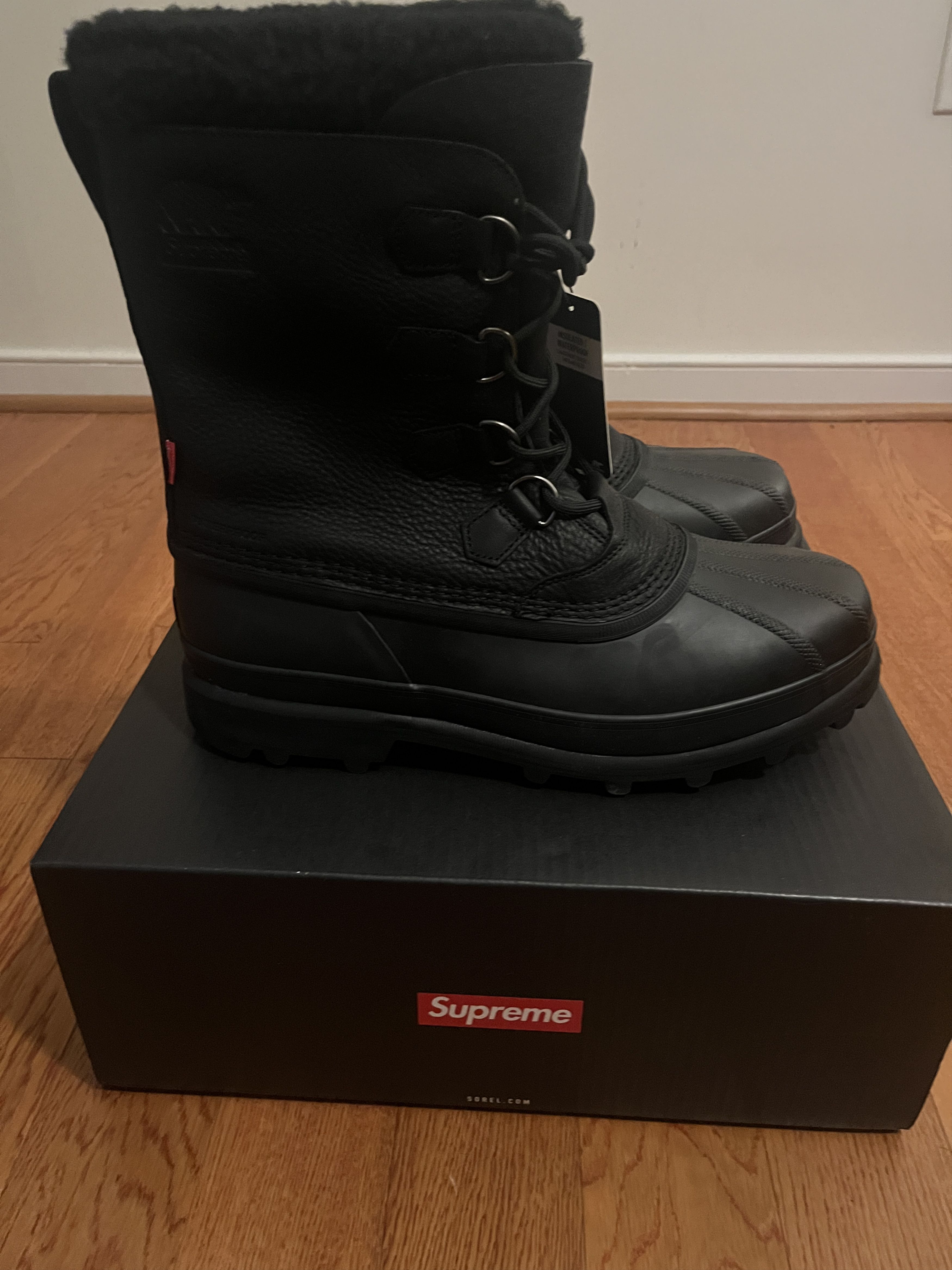 SOREL × Supreme Sorel X Supreme Caribou WP Size US 13 / EU 46 - 3 Thumbnail