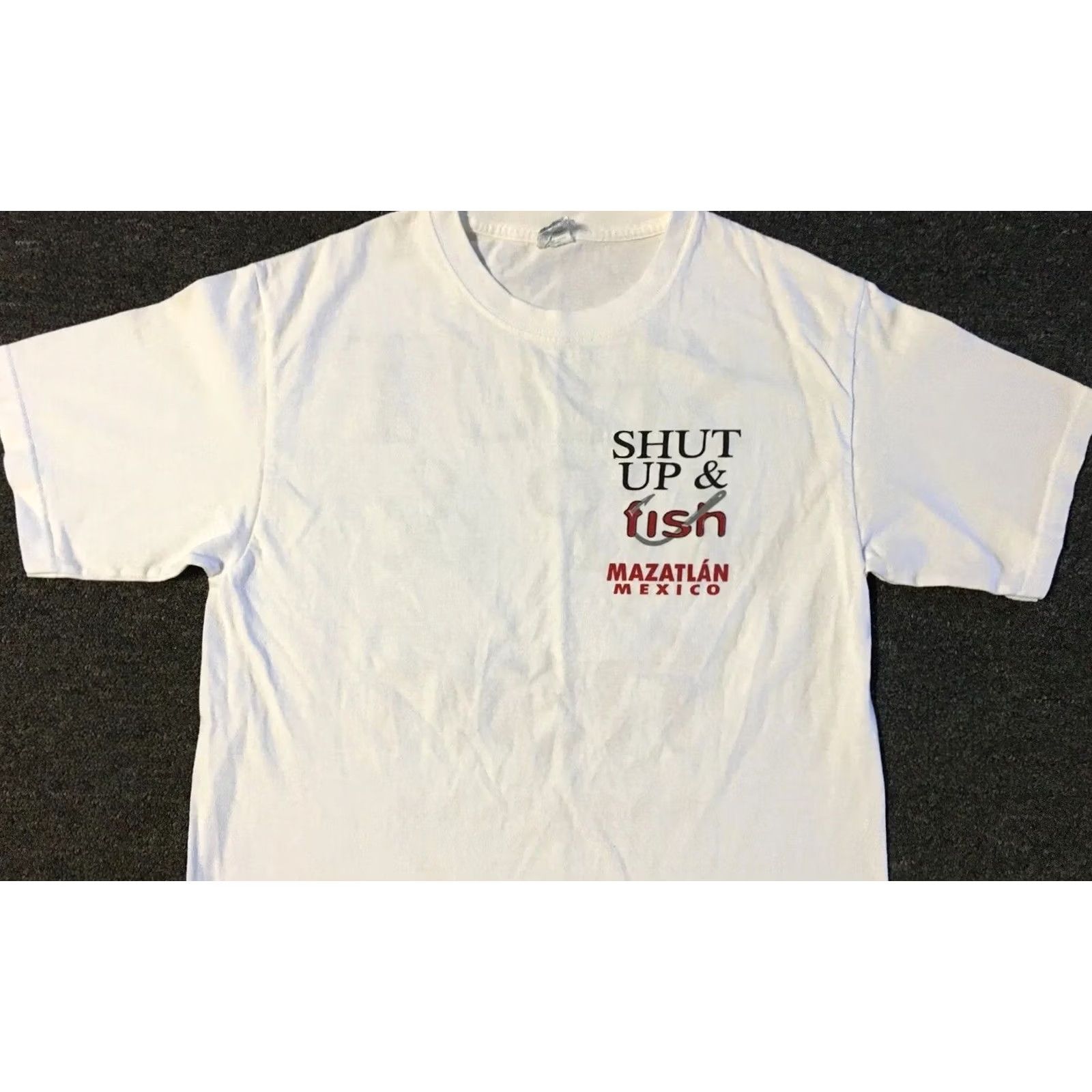 Vintage VINTAGE Mexico Shut Up & Fish Faded Shirt S M White 80s 90s Joke Humor Fishing Grunge T-Shirt Mens Size US S / EU 44-46 / 1 - 6 Thumbnail