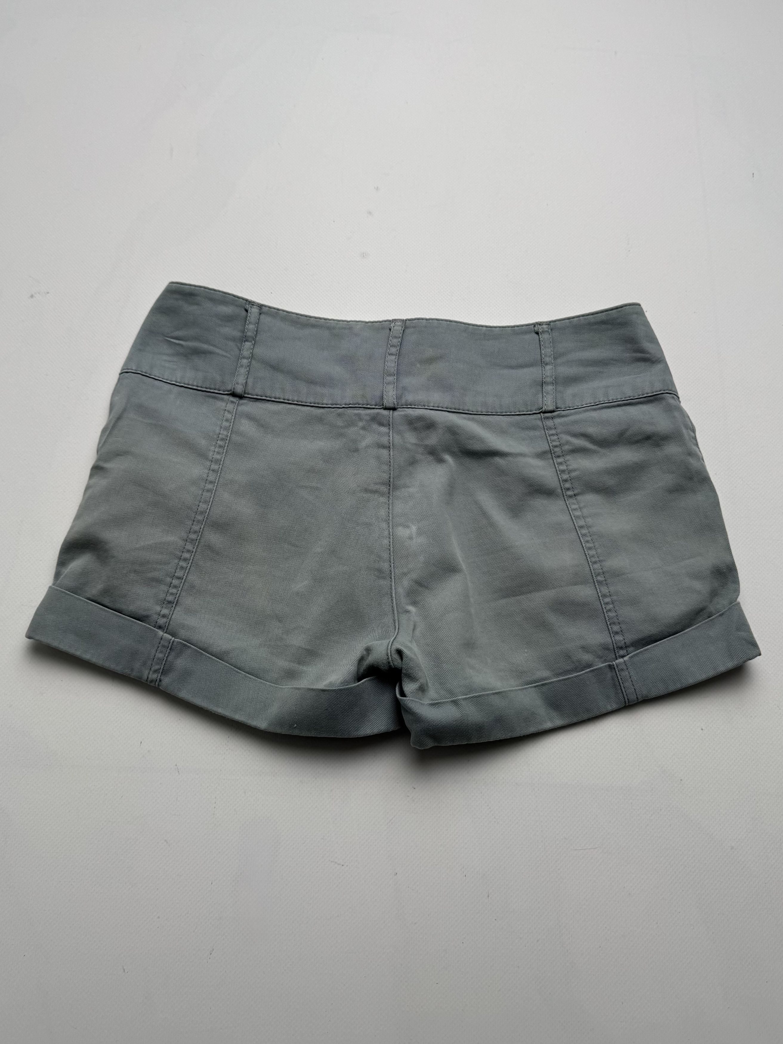 Vintage Vintage High Waist Shorts Grey Cuffed Casual Stretch Fit E2 Size 27" / US 4 / IT 40 - 6 Thumbnail