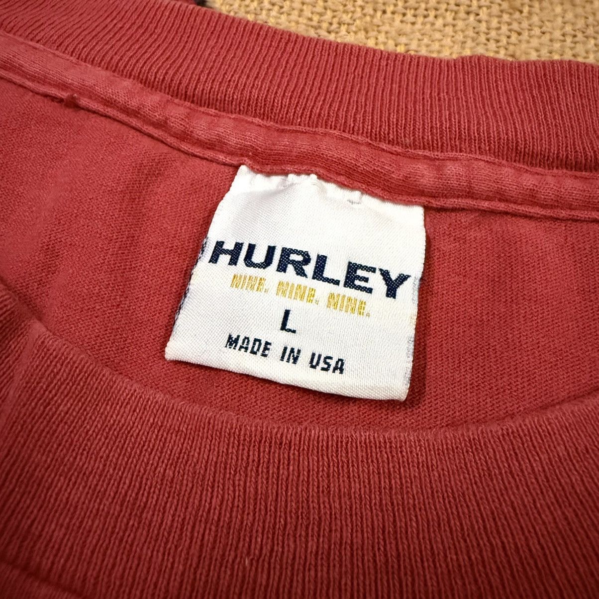 Hurley Vintage 90s HURLEY Skateboard Tee Size US L / EU 52-54 / 3 - 5 Thumbnail