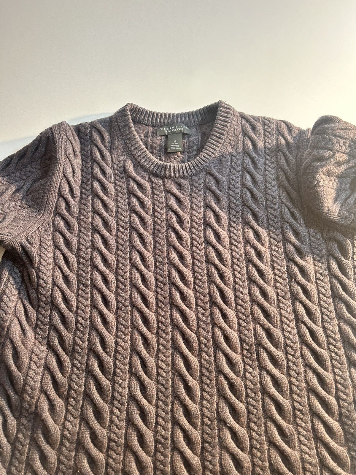 Bloomingdale's Chunky cable knit, Bloomingdale’s the Men’s Store Size US M / EU 48-50 / 2 - 1 Thumbnail