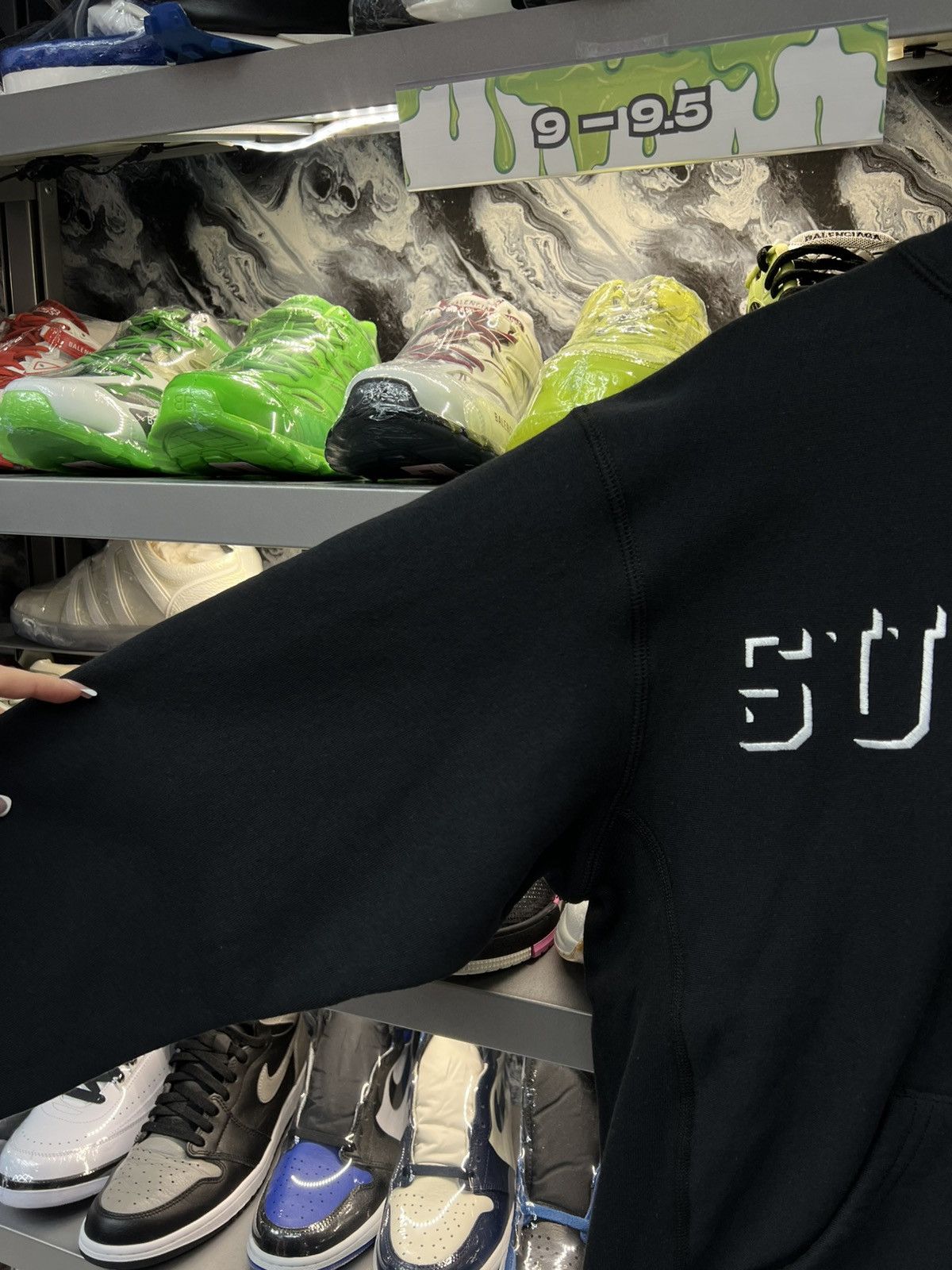 Supreme Supreme Black Drop Shadow Hoodie Size US S / EU 44-46 / 1 - 3 Thumbnail