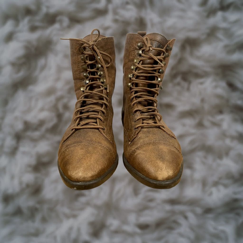 Vintage MIA Patrol Womens Brown Leather Cap Toe LaceUp Casual Ankle Boots Size 6.5M Size ONE SIZE - 1 Thumbnail