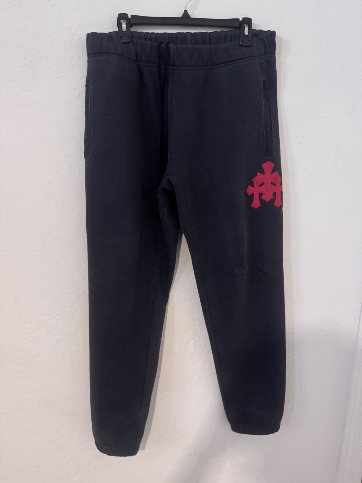Chrome Hearts chrome hearts cemetery sweats Size US 34 / EU 50 - 2 Thumbnail