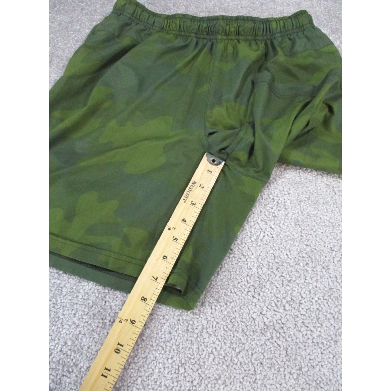 Vintage EQUINOX Men's Medium Green Camo Performance Shorts Athletic Lined Sports Size US 31 - 5 Thumbnail