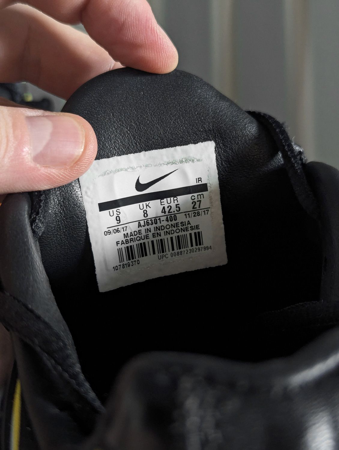 Nike Nike Air Max Plus TN 2018 20th Anniversary La Requin Size US 9 / EU 42 - 9 Thumbnail
