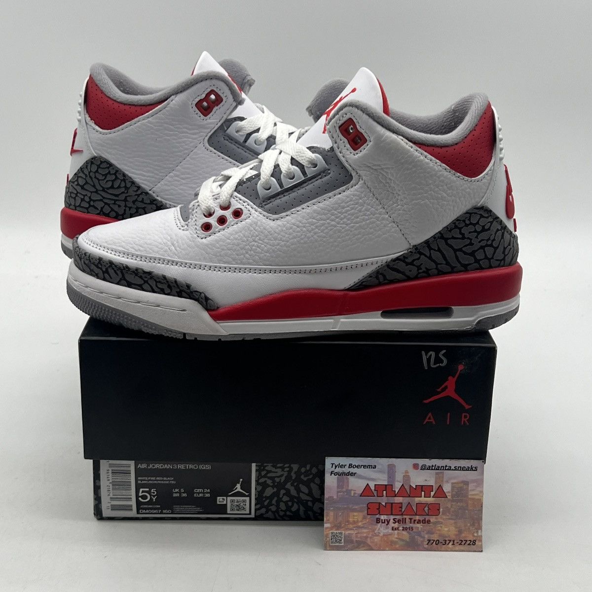 Jordan Brand Air Jordan 3 fire red Size US 5.5 / EU 38 - 1 Thumbnail