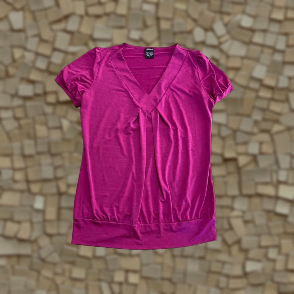 Vintage Maurices Shirt Women's Size Large Purple V-neck T-Shirt Casual Modern Basic Size L / US 10 / IT 46 - 1 Thumbnail