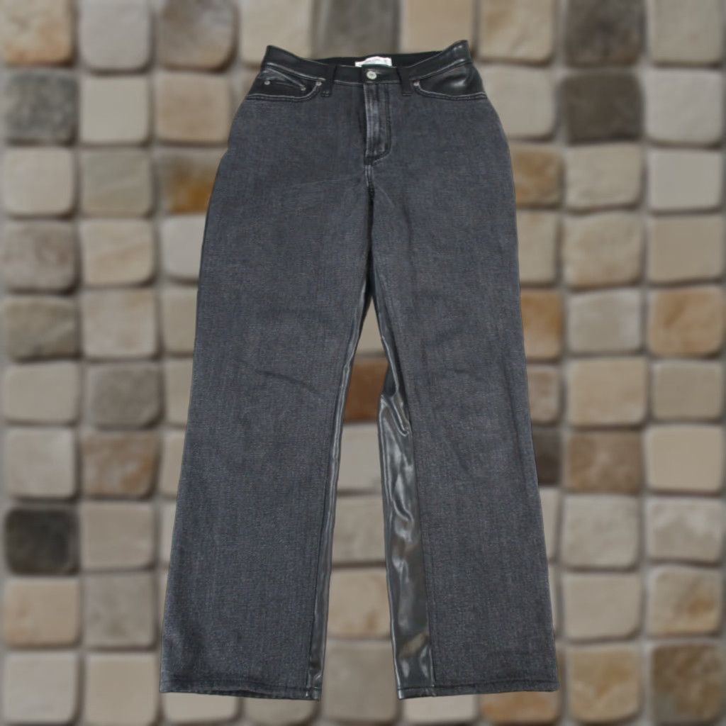 Abercrombie & Fitch Abercrombie & Fitch Jeans Womens 28 The Ankle Straight HR Curvy Gray Denim Size 28" / US 6 / IT 42 - 1 Thumbnail