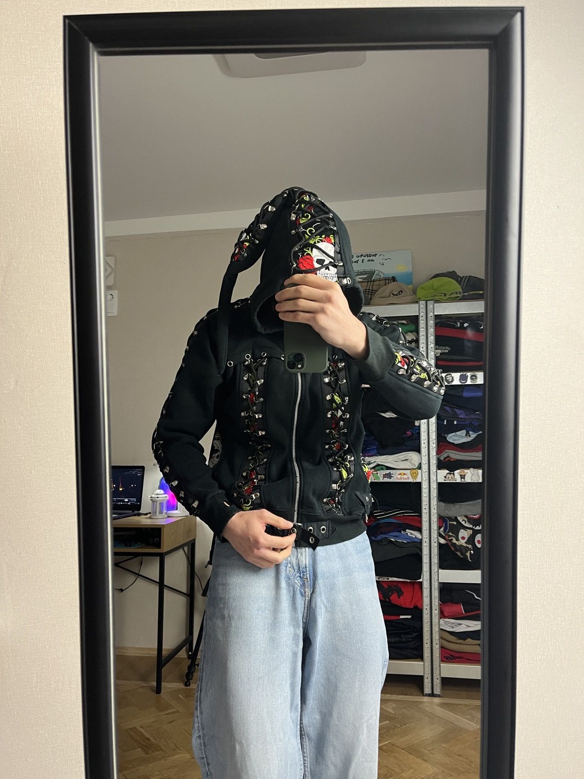 Japanese Brand Ghotic Emo Skull Logo Roses Laced Zip Hoodie Japanese Style Size US S / EU 44-46 / 1 - 2 Thumbnail