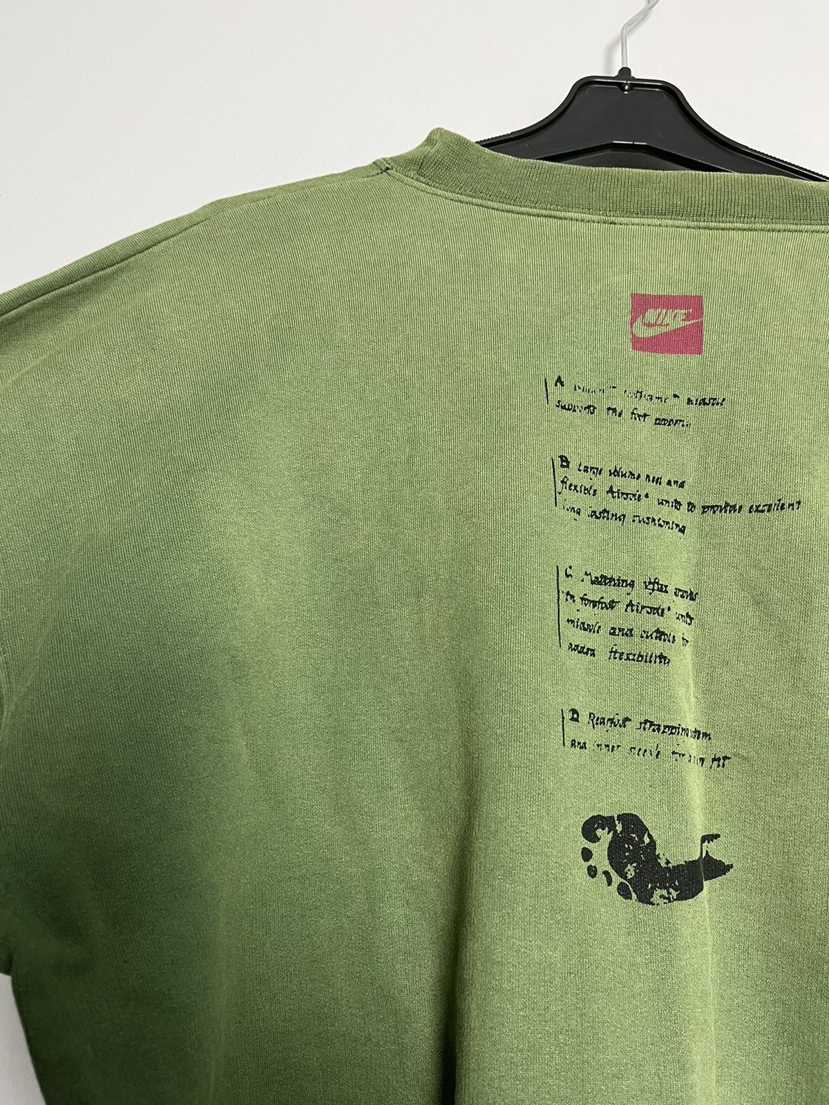 Vintage VINTAGE 90S NIKE CREWNECK RARE Y2K SWOOSH Size US L / EU 52-54 / 3 - 19 Thumbnail