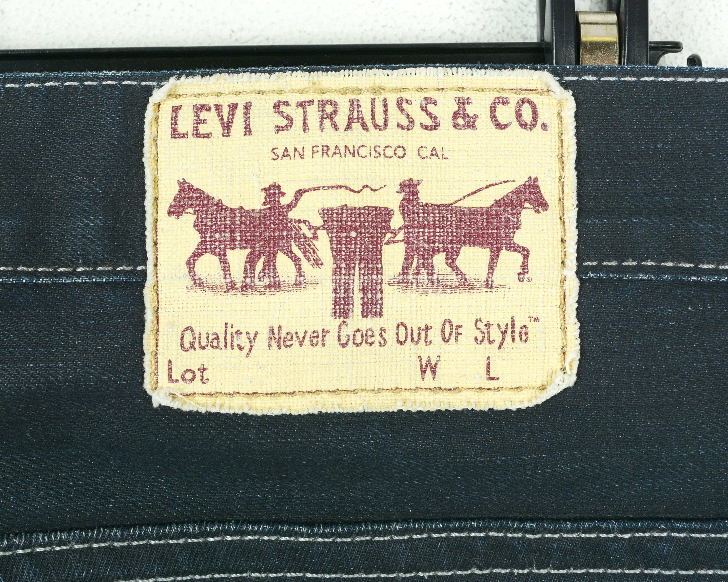 Levi's 504 Wax Coated W30 L30 Jeans Denim Pants Straight Reg Waxed Size US 30 / EU 46 - 5 Thumbnail